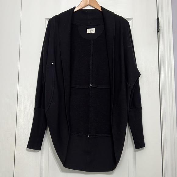 Aritzia Heather Black Diderot Sweater - Picture 2 of 11